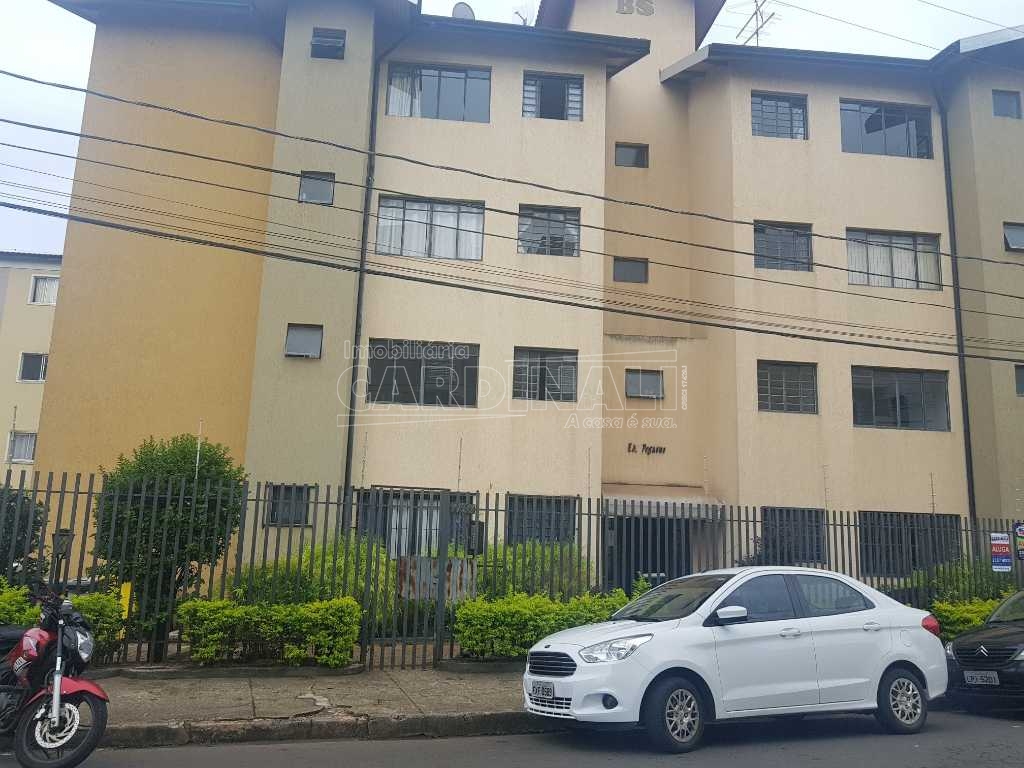 Alugar Apartamento / Padrão em São Carlos. apenas R$ 556,00