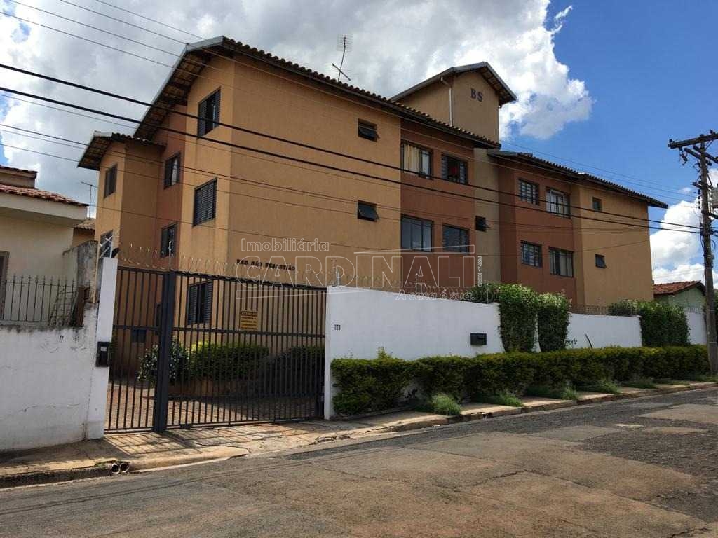 Alugar Apartamento / Padrão em São Carlos. apenas R$ 181.000,00
