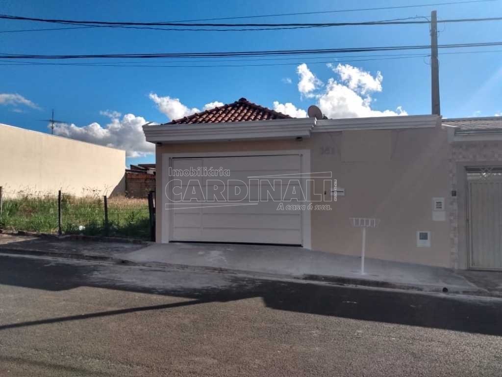 Alugar Casa / Padrão em São Carlos. apenas R$ 490.000,00
