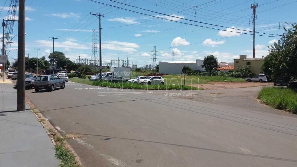 Sala Comercial na Vila Marcelino próxima ao Ginásio Milton Olaio Filho em São Carlos