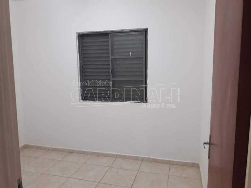 Alugar Apartamento / Padrão em São Carlos. apenas R$ 140.000,00