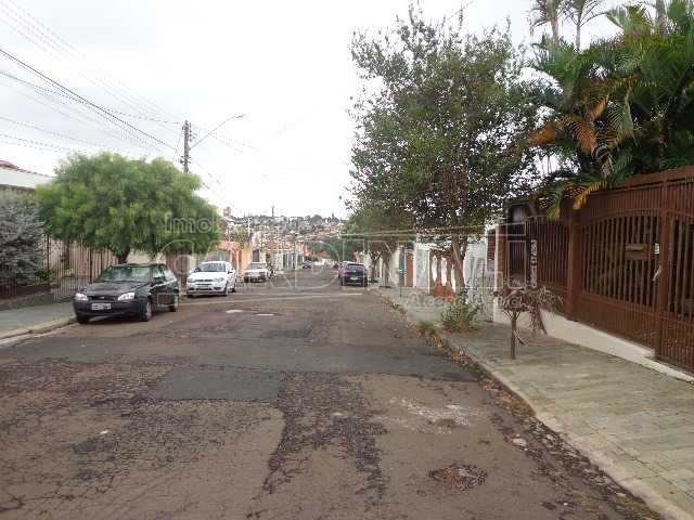 Alugar Casa / Padrão em São Carlos. apenas R$ 3.005,00