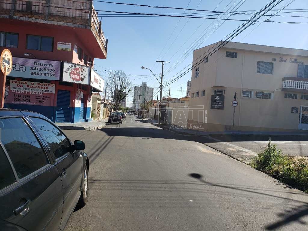 Terreno de esquina no Centro próximo a Escola Cônego Manoel Tobias em São Carlos