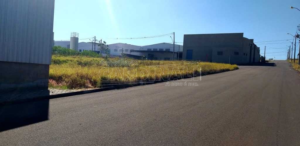 Alugar Terreno / Industrial em São Carlos. apenas R$ 397.500,00