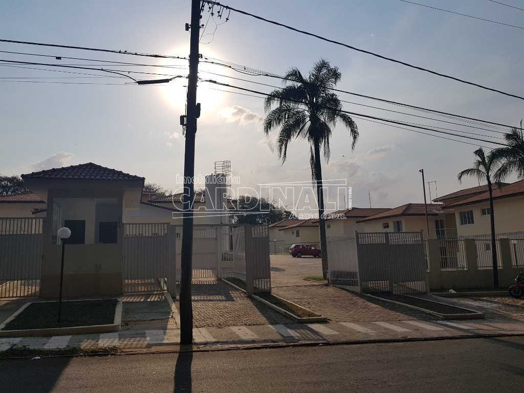 Alugar Apartamento / Padrão em São Carlos. apenas R$ 1.000,00