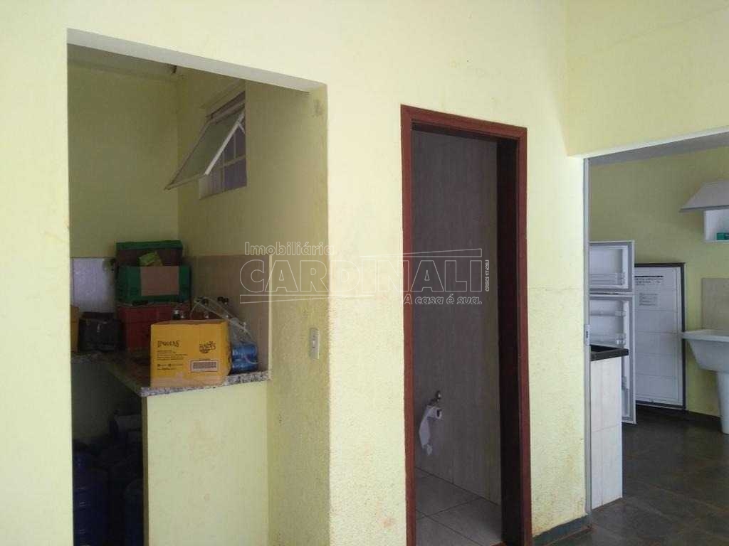 Alugar Casa / Padrão em São Carlos. apenas R$ 595.000,00