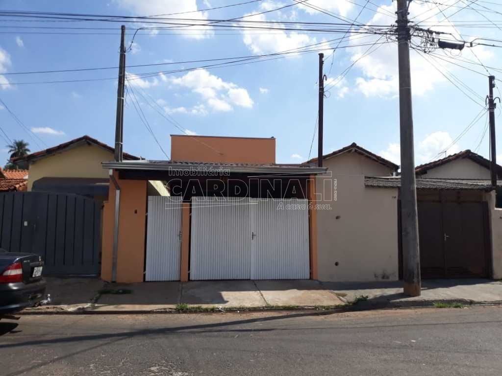 Alugar Casa / Padrão em São Carlos. apenas R$ 1.038,00