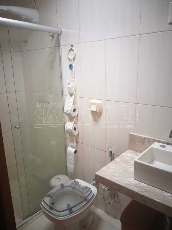 Alugar Casa / Padrão em Araraquara. apenas R$ 390.000,00