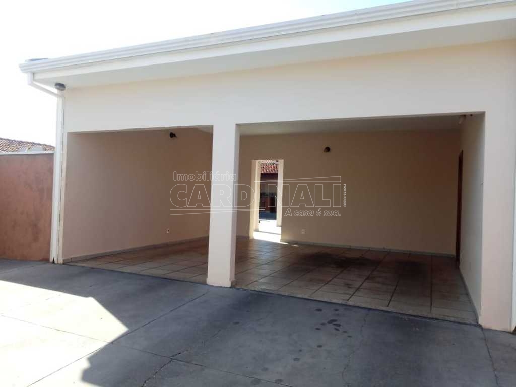 Alugar Casa / Padrão em Araraquara. apenas R$ 600.000,00