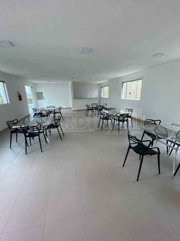 Apartamento com 2 dormitórios no Res. Monsenhor Romeu Tortorelli próximo a Escola Attilia Prado Margarido em São Carlos