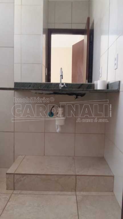 Alugar Casa / Padrão em Araraquara. apenas R$ 500.000,00