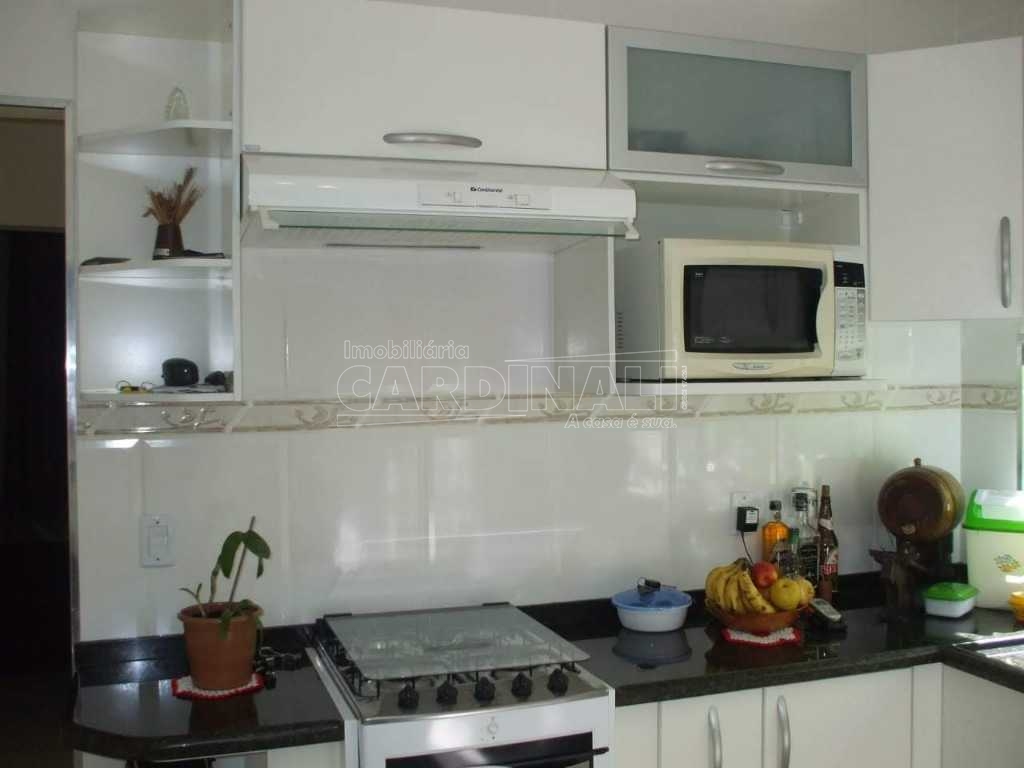 Alugar Casa / Padrão em Ibaté. apenas R$ 220.000,00