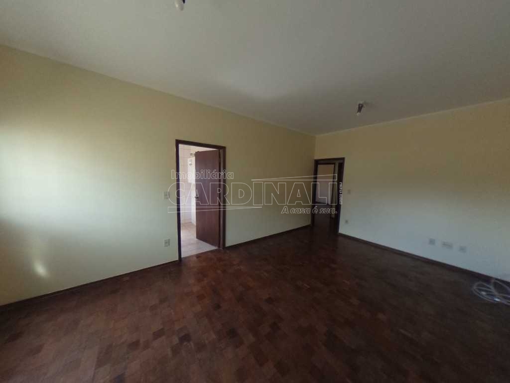 Alugar Apartamento / Padrão em São Carlos. apenas R$ 1.778,00