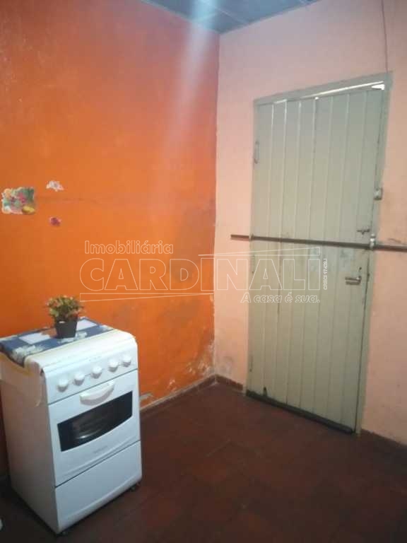 Alugar Casa / Padrão em Araraquara. apenas R$ 150.000,00