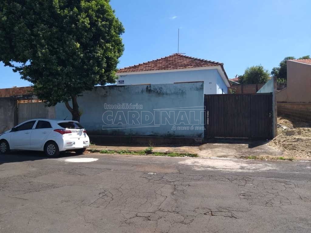 Alugar Casa / Padrão em Araraquara. apenas R$ 220.000,00