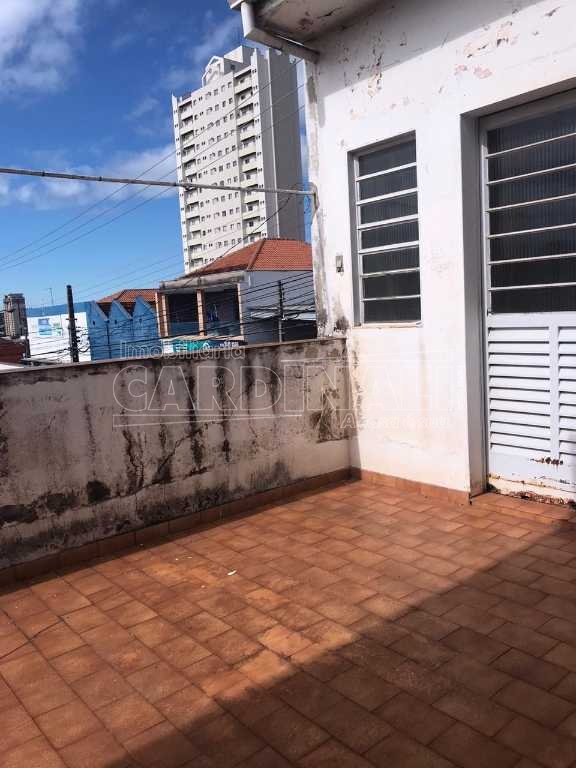 Casa sobrado com 2 dormitórios e 1 suíte no Centro próxima ao Hospital São Francisco em Araraquara