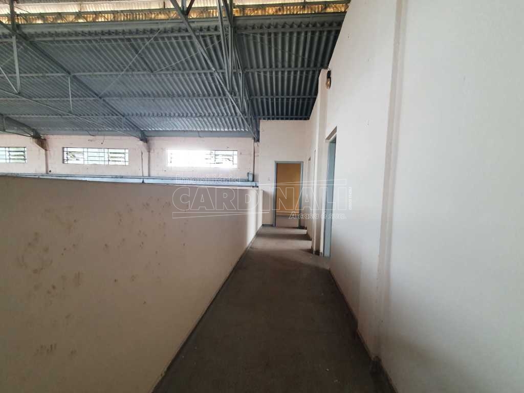 Alugar Comercial / Galpão em São Carlos R$ 5.000,00 - Foto 4 Alugar Comercial / Galpão em São Carlos R$ 5.000,00 - Foto 4