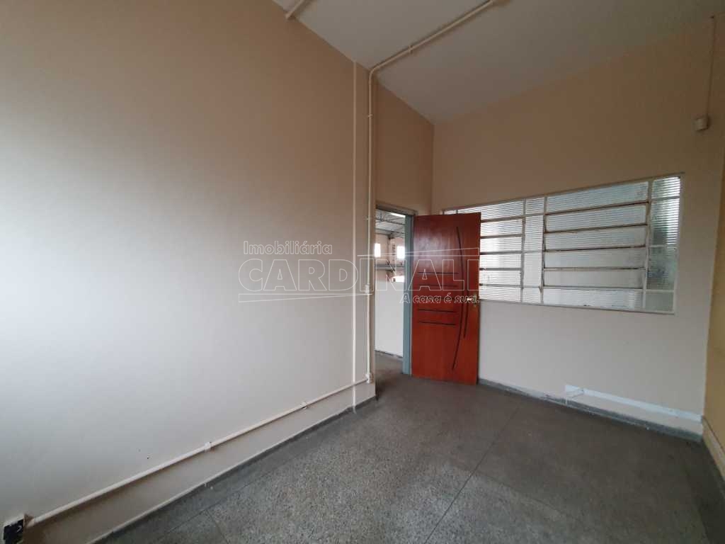 Alugar Comercial / Galpão em São Carlos R$ 5.000,00 - Foto 32 Alugar Comercial / Galpão em São Carlos R$ 5.000,00 - Foto 32