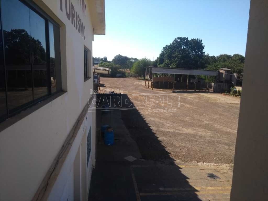 imagem 5 - Galpão comercial no Jardim Santa Lúcia próximo ao Hospital de Campanha em Araraquara imagem 5 - Galpão comercial no Jardim Santa Lúcia próximo ao Hospital de Campanha em Araraquara