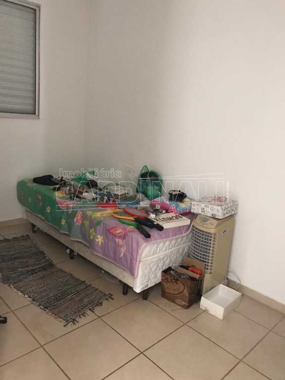 Alugar Apartamento / Padrão em Araraquara. apenas R$ 155.000,00