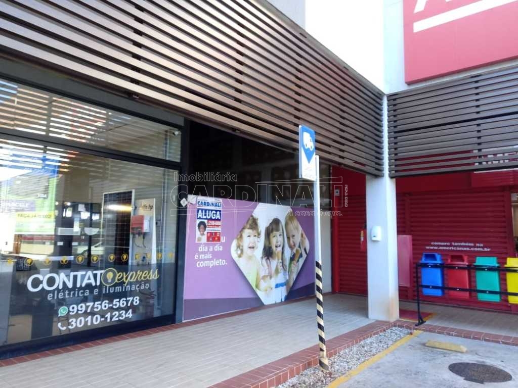 Alugar Comercial / Salão em Araraquara. apenas R$ 2.900,00
