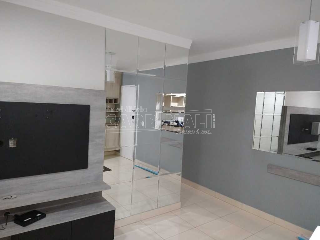 Alugar Apartamento / Padrão em São Carlos R$ 1.889,00 - Foto 1 Alugar Apartamento / Padrão em São Carlos R$ 1.889,00 - Foto 1