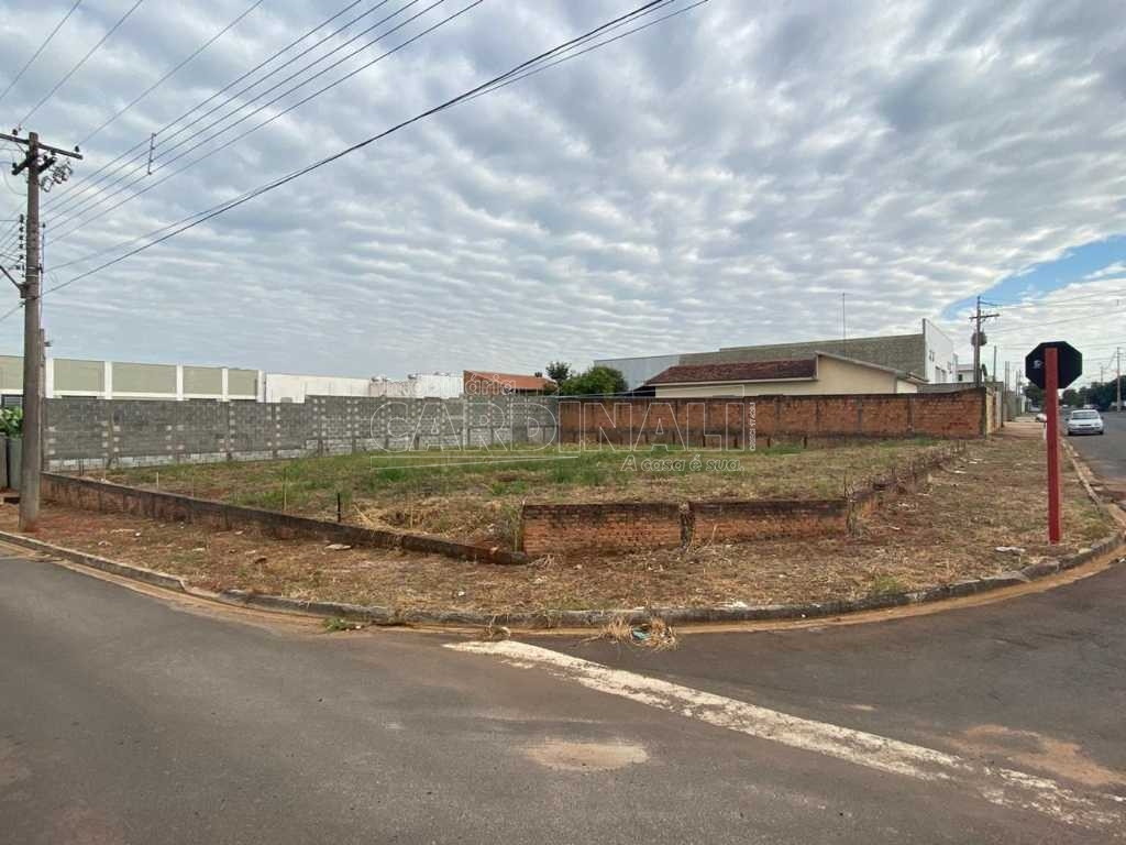 Terreno no Jardim Guanabara em frente a Inmac em Araraquara