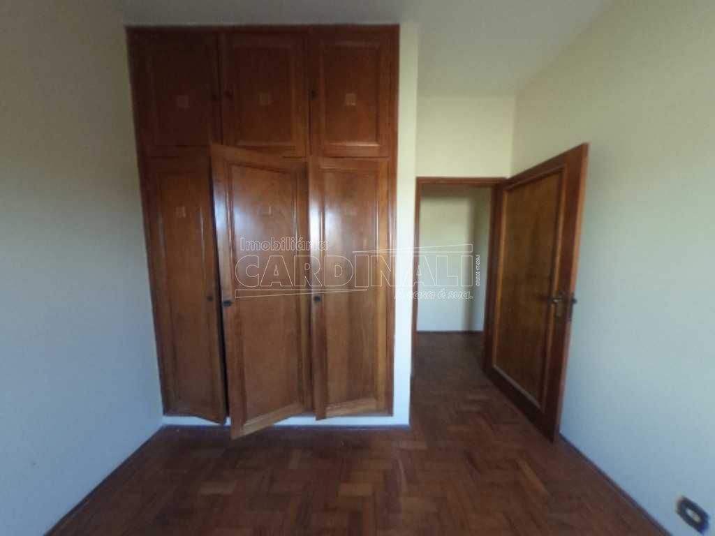 Alugar Casa / Padrão em Araraquara. apenas R$ 2.500,00