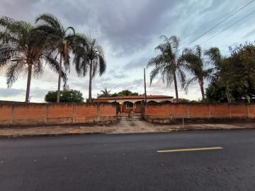 Alugar Casa / Padrão em Araraquara. apenas R$ 800.000,00