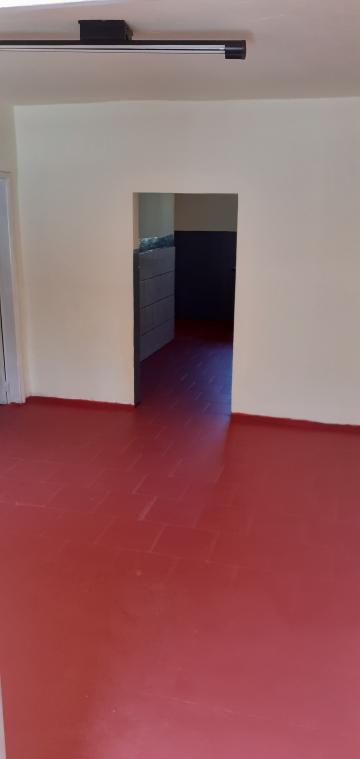 imagem 1 - Casa com 2 dormitórios no Centro em frente ao Posto de Bombeiros em São Carlos imagem 1 - Casa com 2 dormitórios no Centro em frente ao Posto de Bombeiros em São Carlos