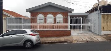 Alugar Casa / Padrão em São Carlos. apenas R$ 2.223,00