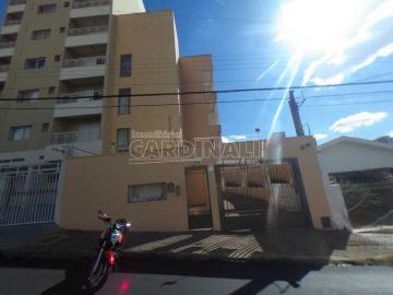 Alugar Apartamento / Padrão em São Carlos. apenas R$ 850,00