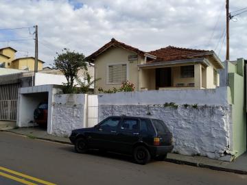 Alugar Casa / Padrão em São Carlos. apenas R$ 430.000,00