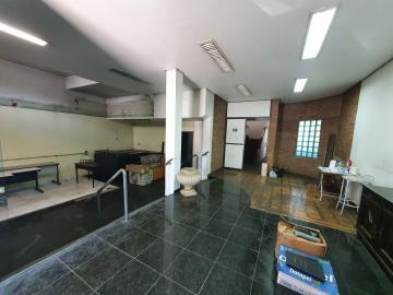 imagem 3 - Prédio comercial no Centro ao lado da Farmácia Pague Menos em São Carlos imagem 3 - Prédio comercial no Centro ao lado da Farmácia Pague Menos em São Carlos