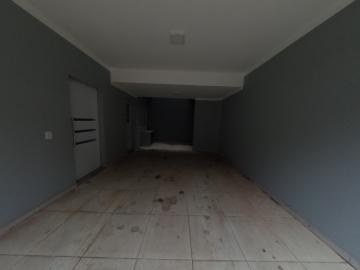 Casa triplex de condomínio com 3 dormitórios sendo 1 suíte em São Carlos