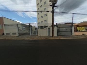 Alugar Apartamento / Padrão em São Carlos. apenas R$ 750,00