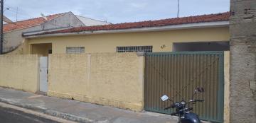 Alugar Casa / Padrão em Araraquara. apenas R$ 950,00