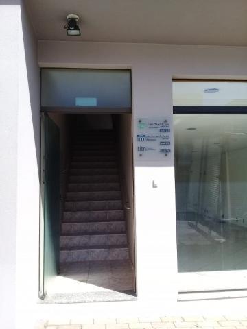 Alugar Comercial / Sala sem Condomínio em São Carlos R$ 590,00 - Foto 2 Alugar Comercial / Sala sem Condomínio em São Carlos R$ 590,00 - Foto 2
