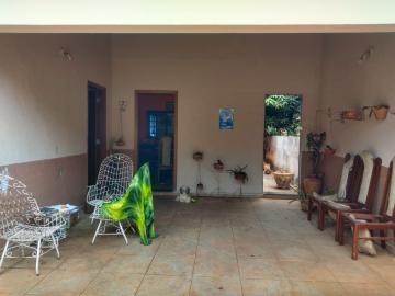 Casa com 2 dormitórios e 2 suítes na Vila Santana próxima a UNIP em Araraquara
