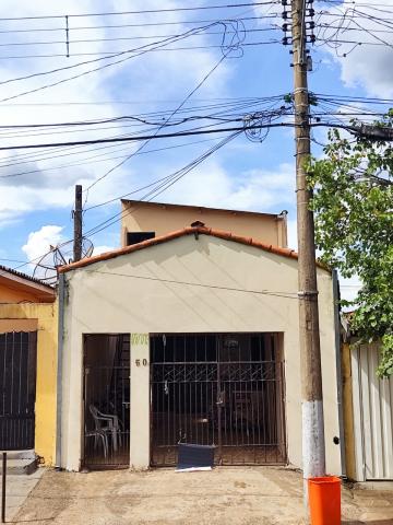 Alugar Casa / Sobrado em São Carlos. apenas R$ 260.000,00