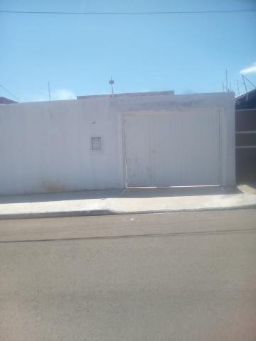 Alugar Casa / Padrão em São Carlos. apenas R$ 280.000,00