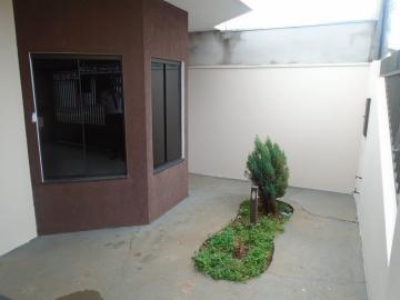 Casa com 2 dormitórios e 1 suíte no Jardim Embaré próxima a Unicep em São Carlos