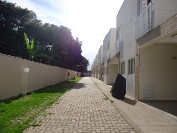 Casa sobrado de condomínio na Vila Nossa Senhora de Fátima próximo a Airship do Brasil em São Carlos