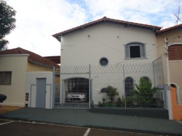 Alugar Casa / Padrão em São Carlos. apenas R$ 795.000,00