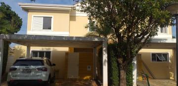 Alugar Casa / Condomínio em Araraquara. apenas R$ 695.000,00