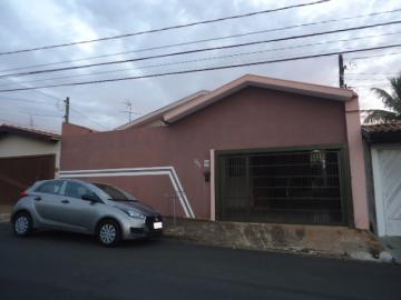 Alugar Casa / Padrão em São Carlos. apenas R$ 600.000,00