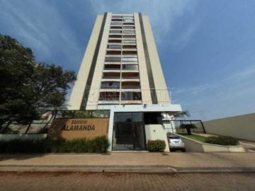 Alugar Apartamento / Padrão em Araraquara. apenas R$ 990.000,00