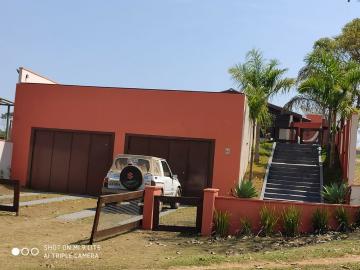 Alugar Rural / Chácara com Condomínio em São Carlos. apenas R$ 4.000,00