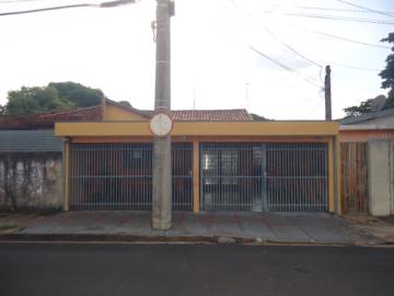 Alugar Casa / Padrão em São Carlos. apenas R$ 383.000,00