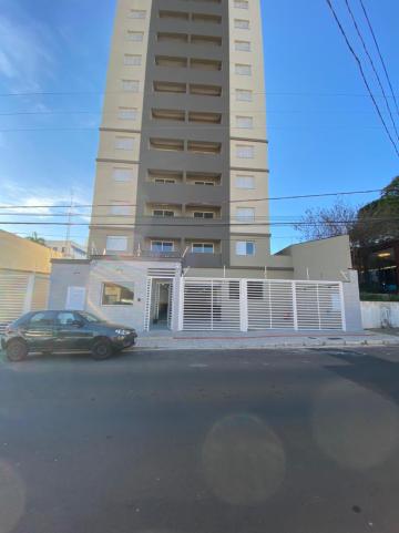 Alugar Apartamento / Padrão em São Carlos. apenas R$ 2.400,00
